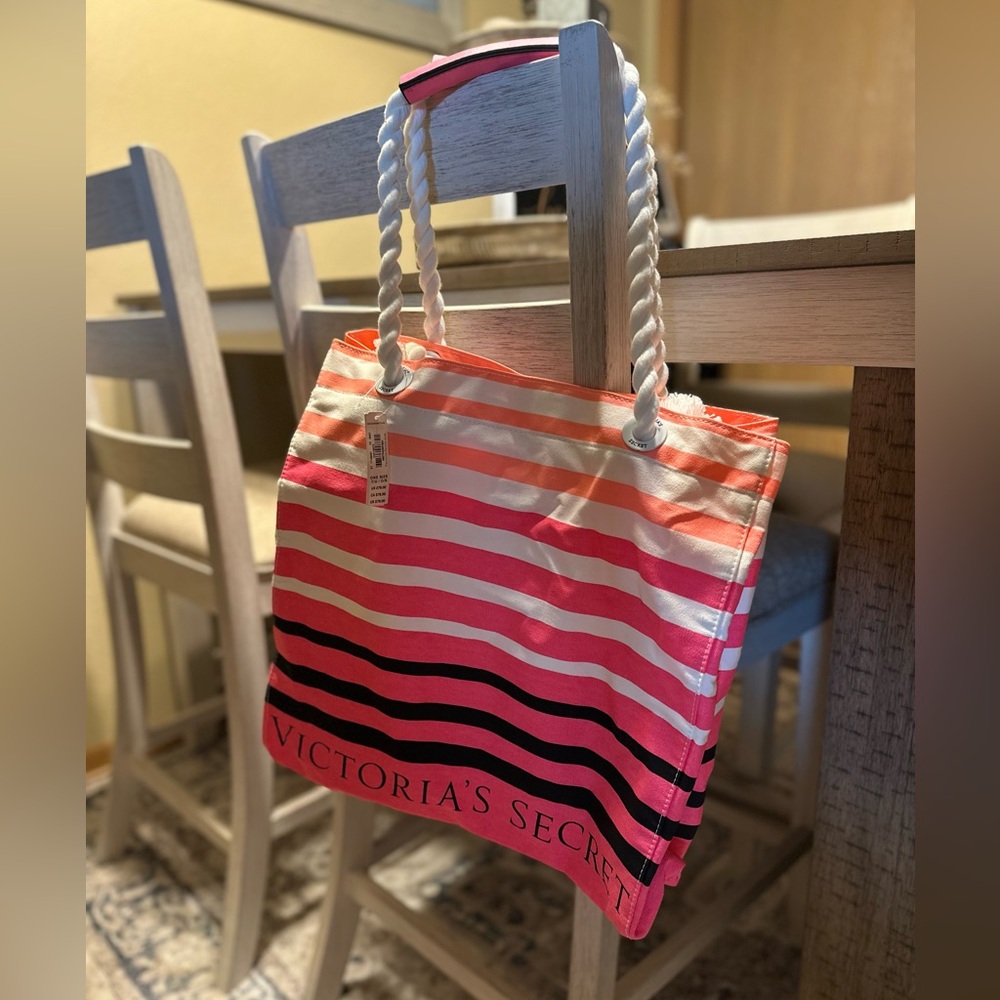 Victoria's Secret Pink and Black Tote Bag with Striking Design